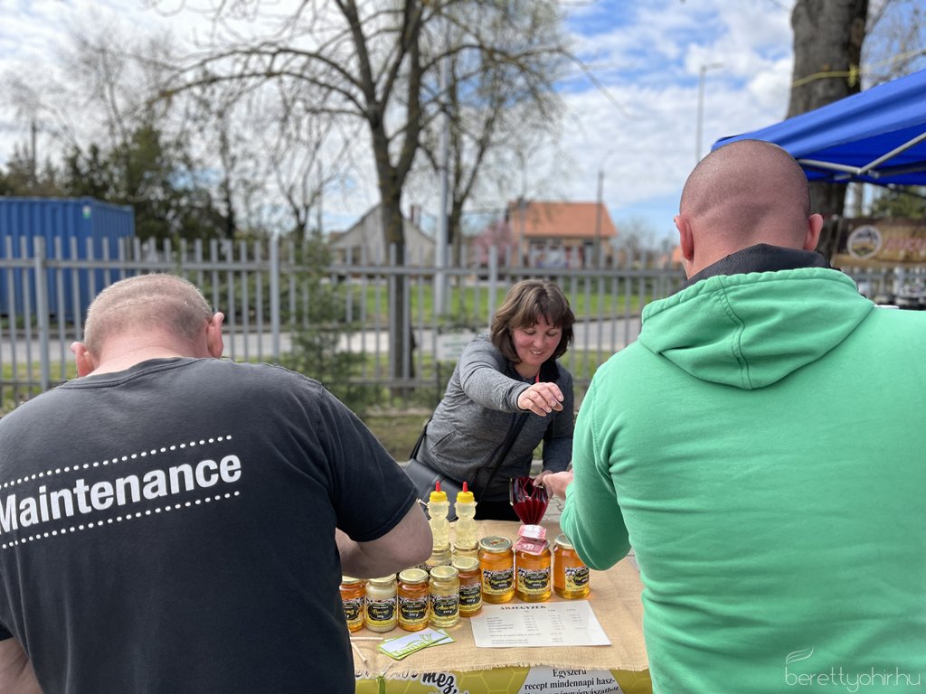 Tama termelői piac 22